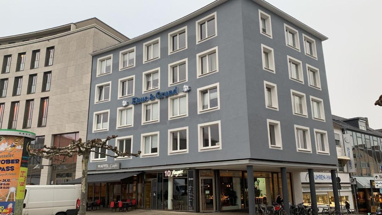 Waffel Cafe Hostel Monteurwohnung Ferienwohnung Kassel Buitenkant foto